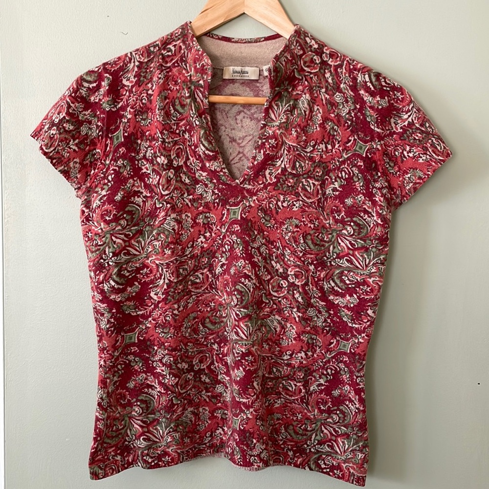 Neiman Marcus Cashmere Sweater